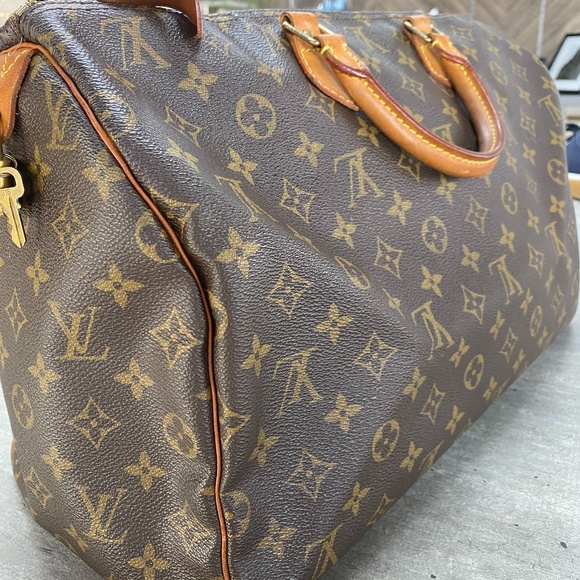 Louis Vuitton Vintage Speedy 35 Monogram Canvas Bag - Picture 10 of 13